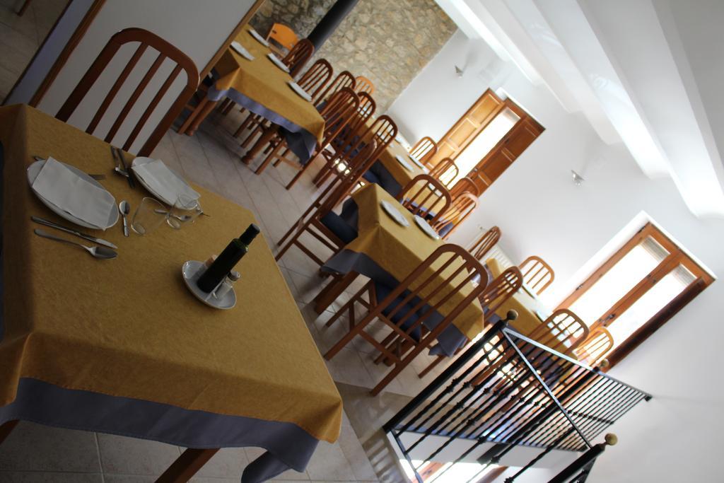 Hotel D'Ares Ares del Maestre Zewnętrze zdjęcie